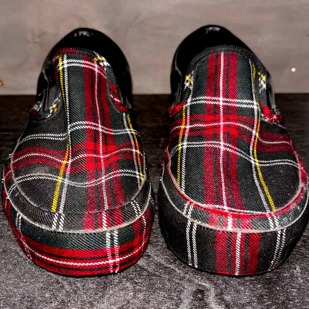 Vans Holiday Slip Ons plaid size 9